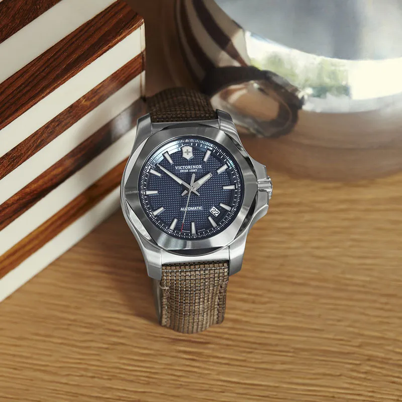 VICTORINOX Unisex Watch-4