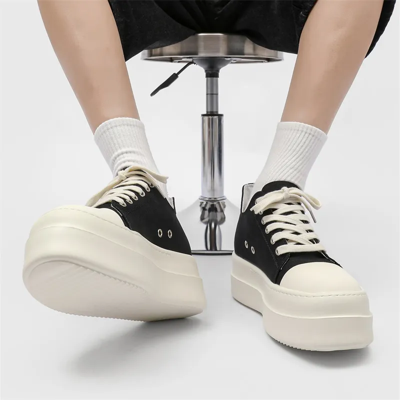 V ZERO FIVE Low Top Skateboard Shoes Men's Black-1