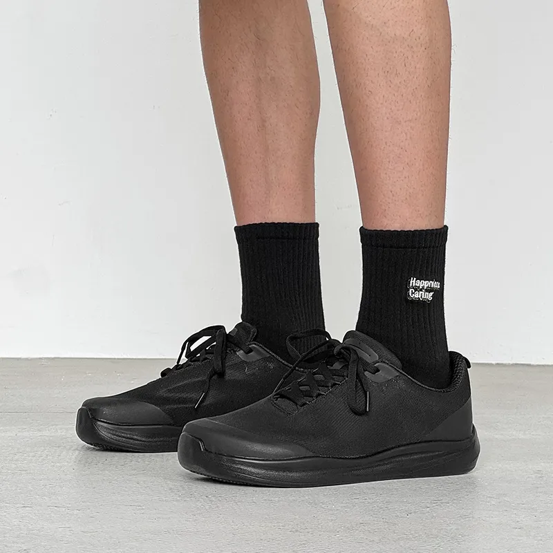 V ZERO FIVE Low Top Casual Shoes Unisex-3