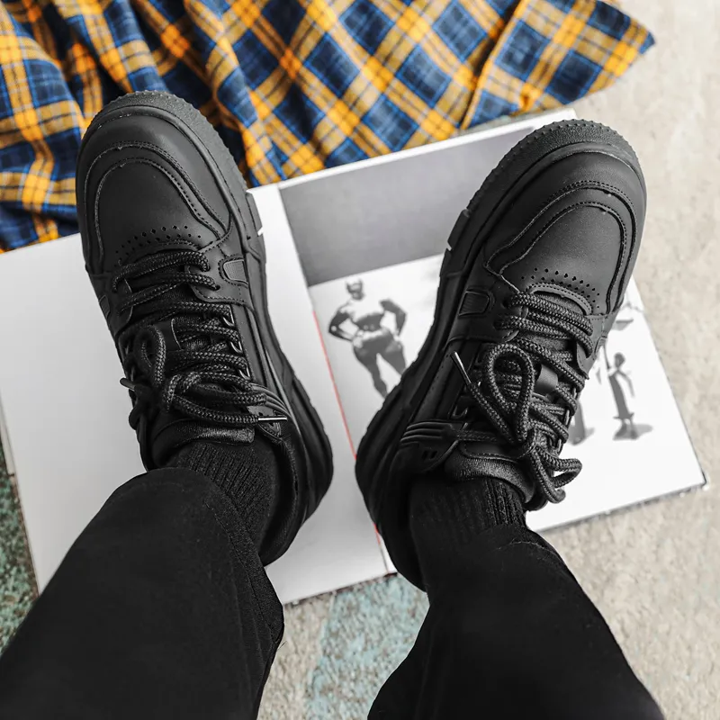 V ZERO FIVE Low Top Skateboard Shoes Unisex Black-2