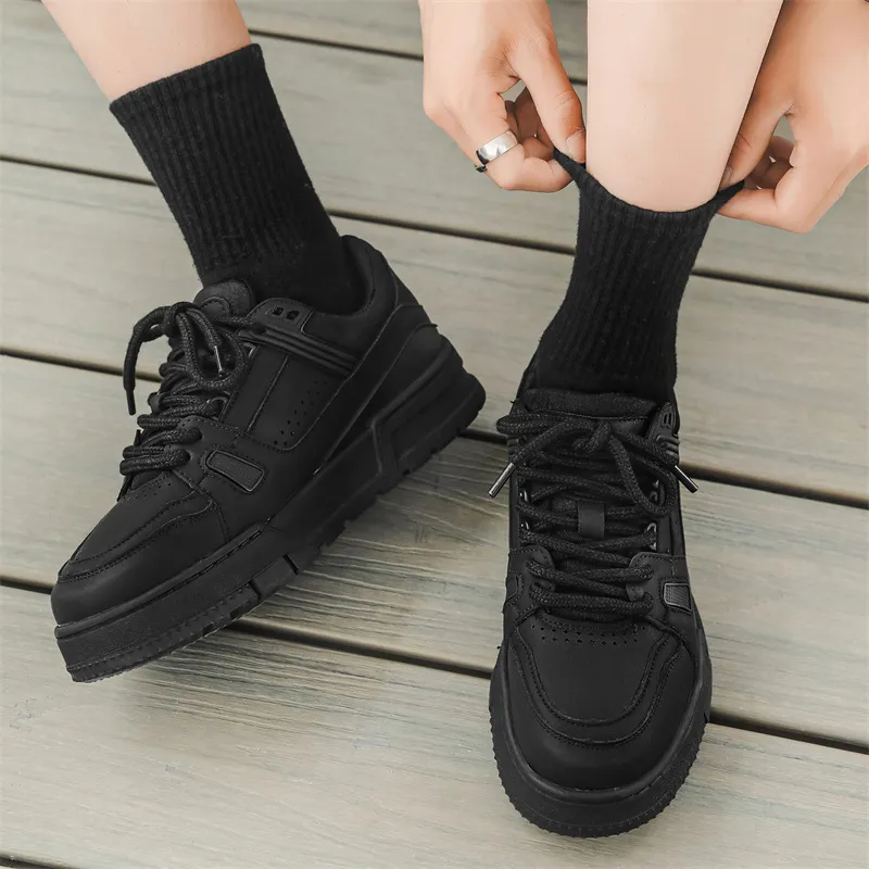 V ZERO FIVE Low Top Skateboard Shoes Unisex Black-11