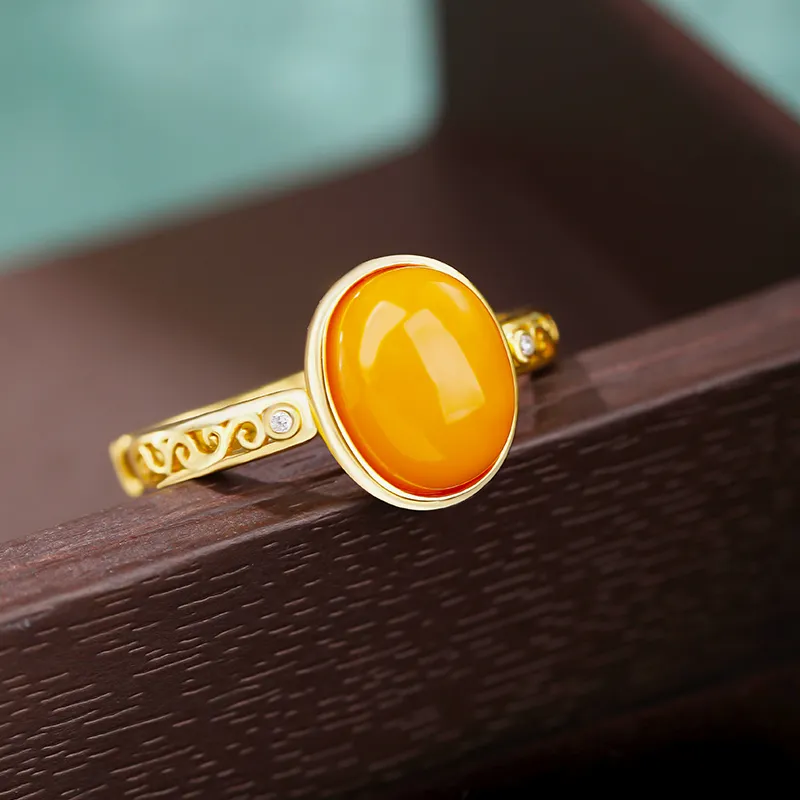 Xiaoyinjiang Amber/Beeswax Rings Women's-3