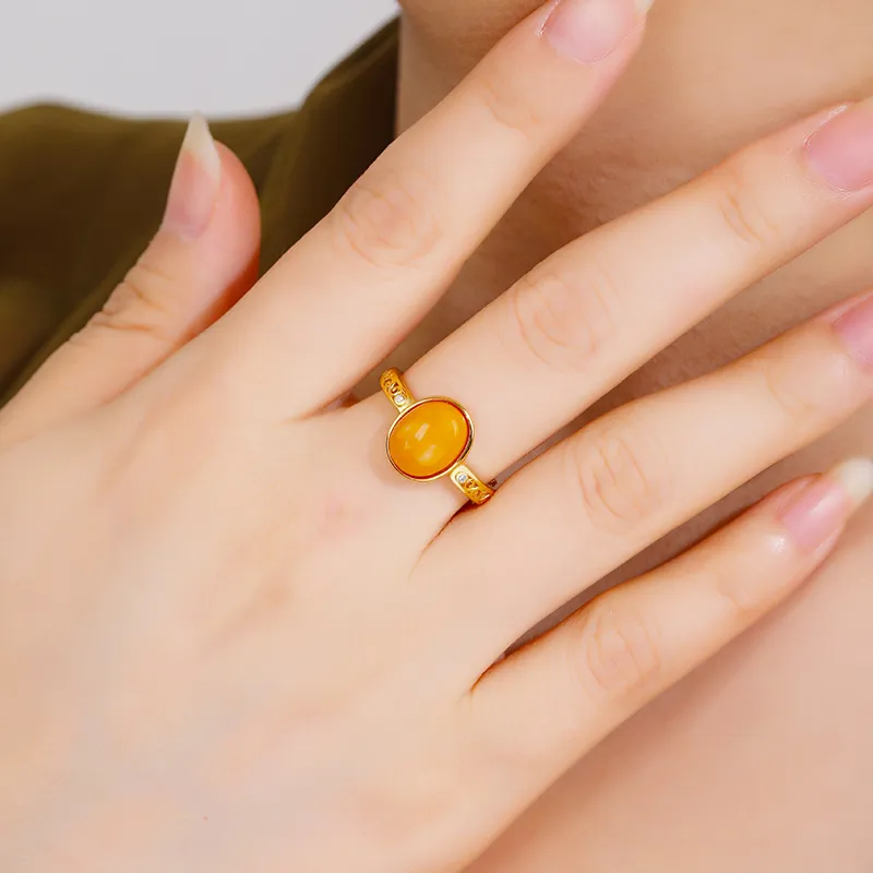 Xiaoyinjiang Amber/Beeswax Rings Women's-2