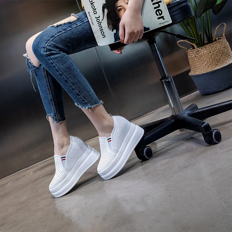 NRDROFFICIAL Cushioned Wear Resistant Lightweight Low Top Casual Shoes Women's White-2
