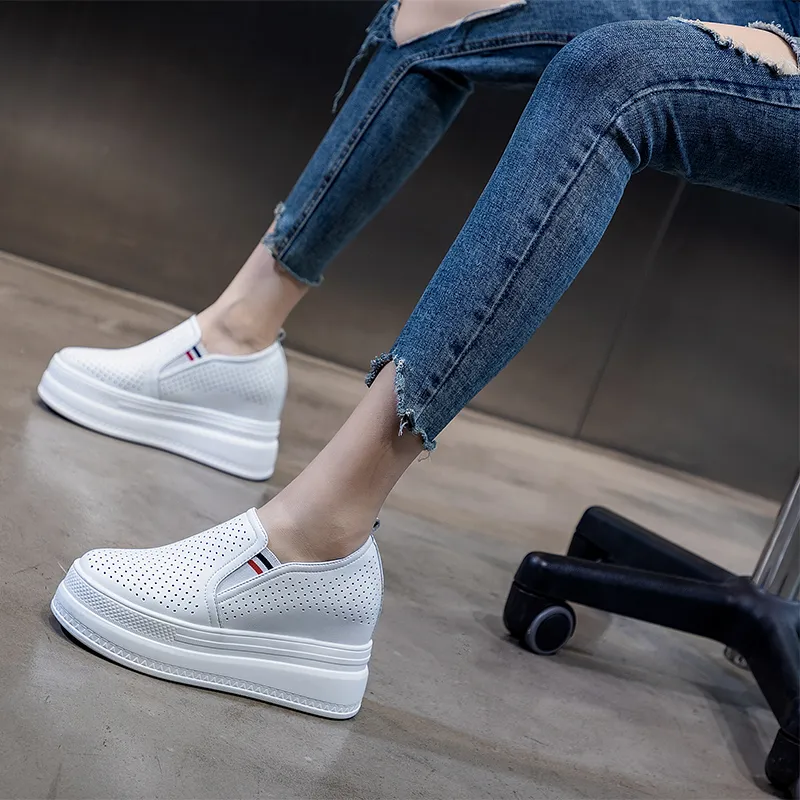NRDROFFICIAL Cushioned Wear Resistant Lightweight Low Top Casual Shoes Women's White-1