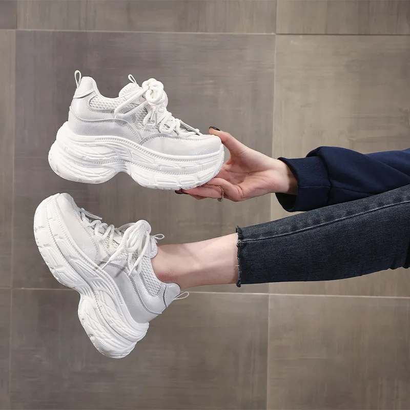NRDROFFICIAL Cushioned Slip-Resistant Abrasion-Resistant Low-Top Chunky Sneakers Women's-1