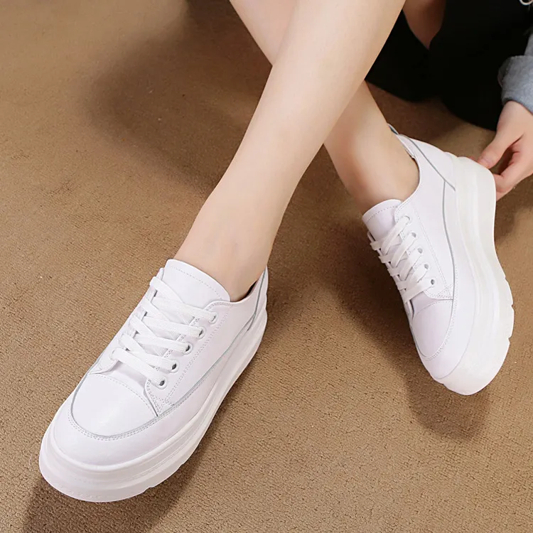 NRDROFFICIAL Warm Cushioning Wear-Resistant Lightweight Water-Resistant Slip-Resistant Low-Top Skateboard Shoes Women's-1