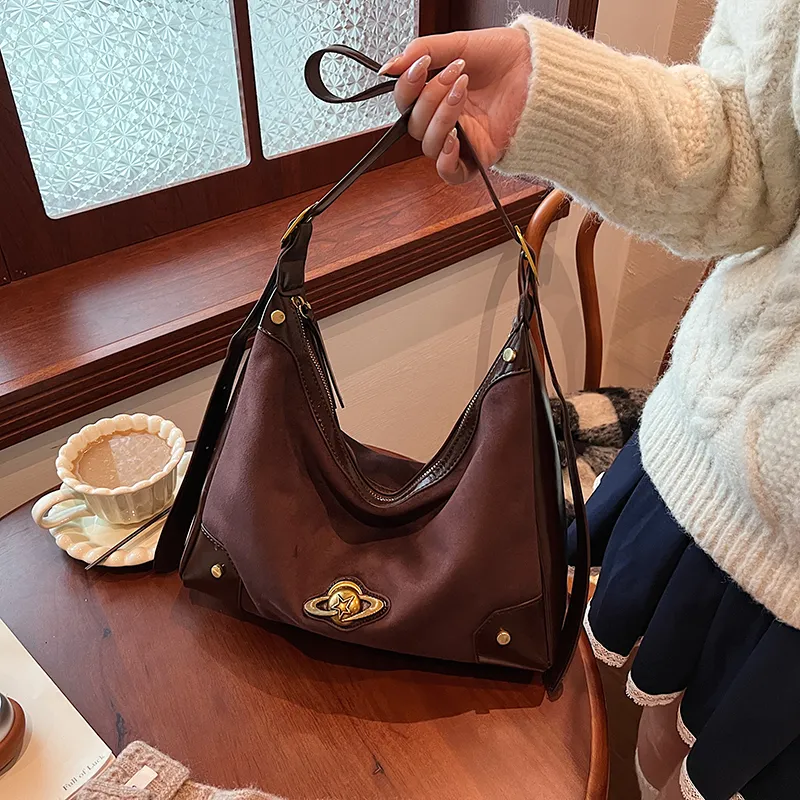 Bansusu Suede Shoulder Bag Regular Women's Coffee/Black/Burgundy-3