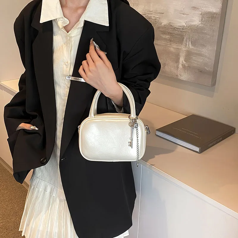 Bansusu PU Handbag, Shoulder Bag, Crossbody Bag Regular Women's Pearl White/Silver/Black/Red-1