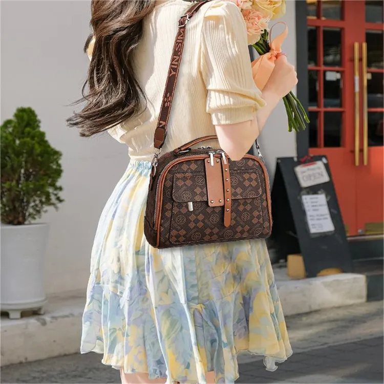 BRINCH PU Shoulder Bag Regular Women's Coffee/Ecru-2