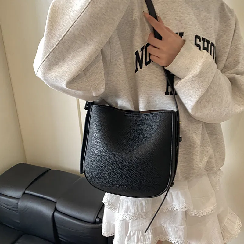 BRINCH PU Shoulder Bag Regular Women's Coffee/Black/Brown-2