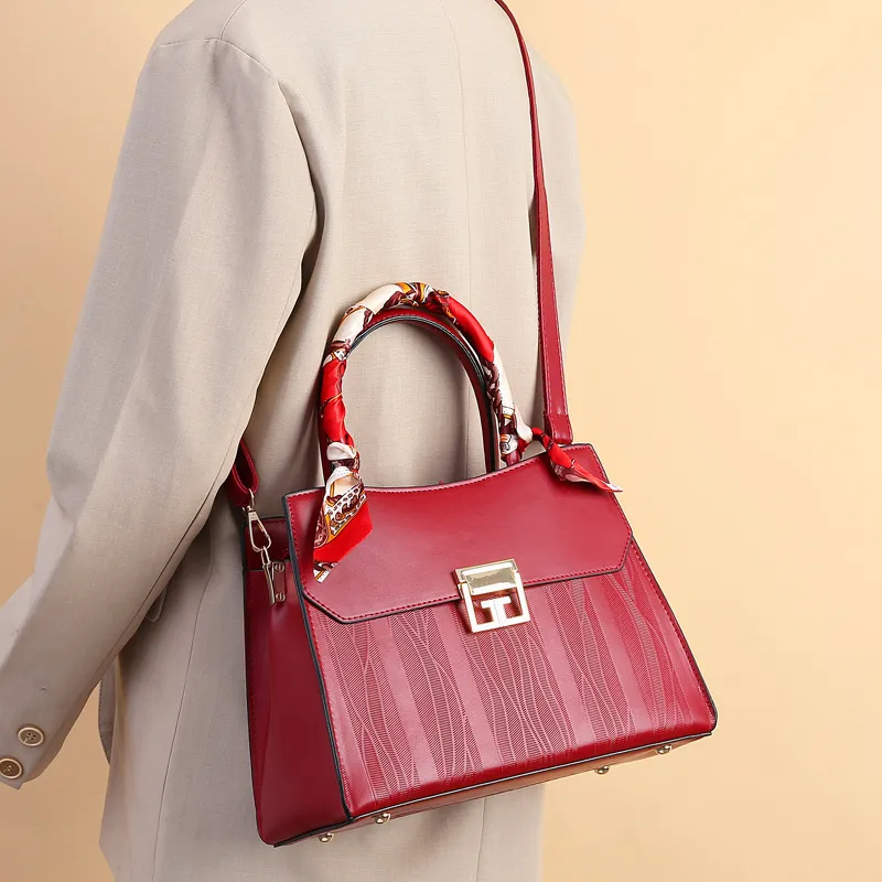 Yi Brigade PU One Shoulder Handbags Regular Women's Red/Blue/Black-2