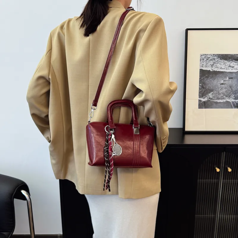 Yi Brigade PU Shoulder Bag Regular Women's Black/Burgundy/Brown/Coffee-7