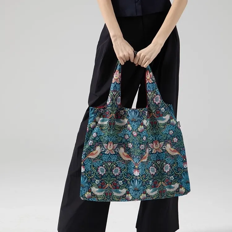 Loqi William Morris Collaboration Recyclable Polyester Shoulder Bag Regular Women's Orchard/Strawberry Thief/Windflower-5