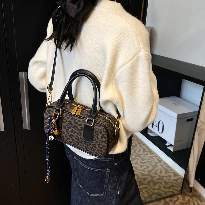 Yi Brigade PU Handbag Women's Black-5