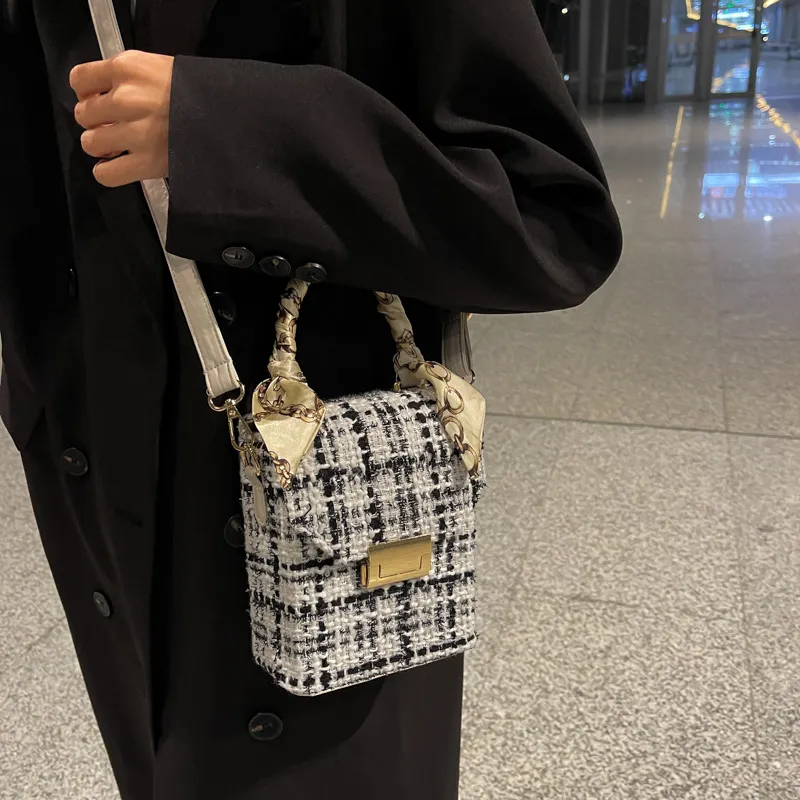 SWIMADE Woolen Shoulder Bag, Crossbody Bag, Handbag Women's Black/Khaki/Ecru-18