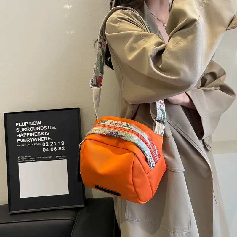 SWIMADE Oxford Dome Bag, Canvas Bag, Shoulder Bag, Crossbody Bag Regular Women's Orange/Black/Ecru-14