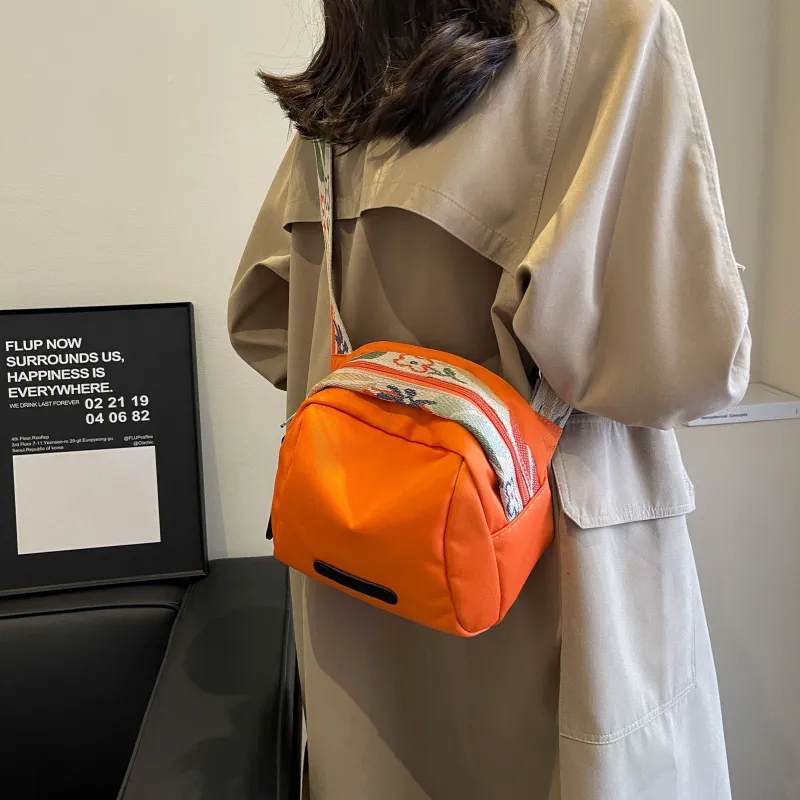 SWIMADE Oxford Dome Bag, Canvas Bag, Shoulder Bag, Crossbody Bag Regular Women's Orange/Black/Ecru-9