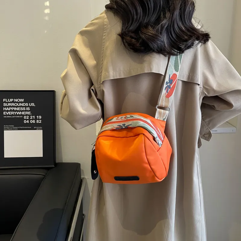SWIMADE Oxford Dome Bag, Canvas Bag, Shoulder Bag, Crossbody Bag Regular Women's Orange/Black/Ecru-12