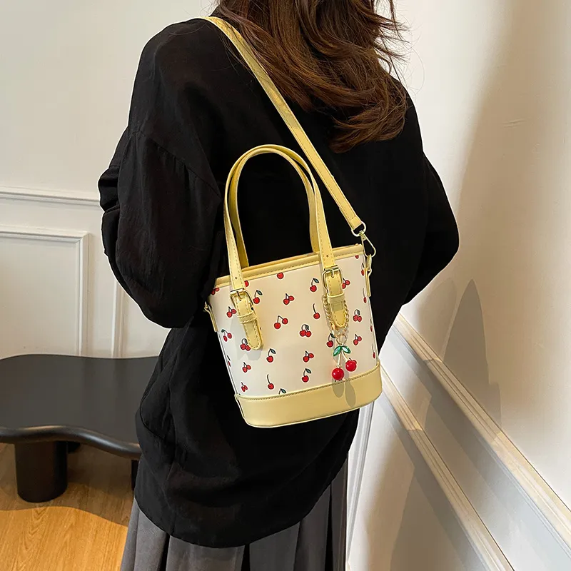 SWIMADE PU Handbag Regular Women's White/Burgundy/Yellow-12