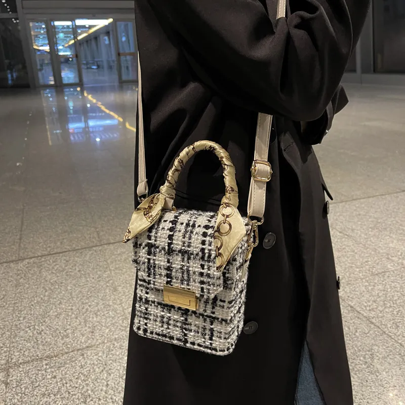 SWIMADE Woolen Shoulder Bag, Crossbody Bag, Handbag Women's Black/Khaki/Ecru-20