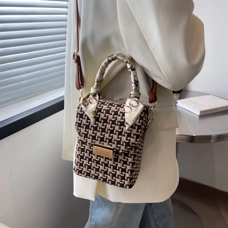 SWIMADE Woolen Shoulder Bag, Crossbody Bag, Handbag Women's Black/Khaki/Ecru-12