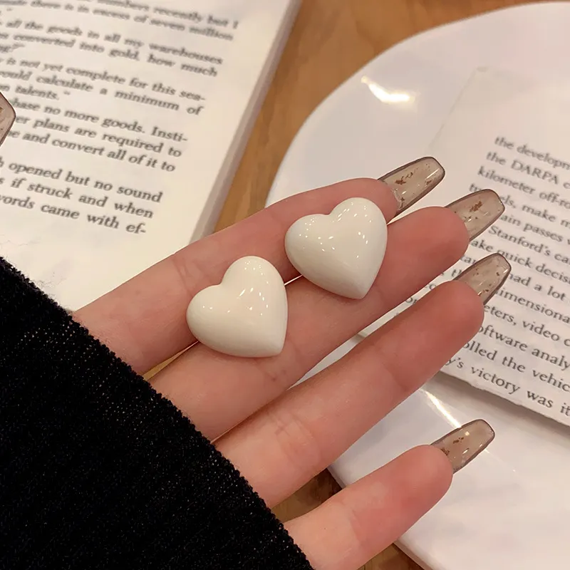 JINLUWANG Resin Stud Earrings Unisex-6