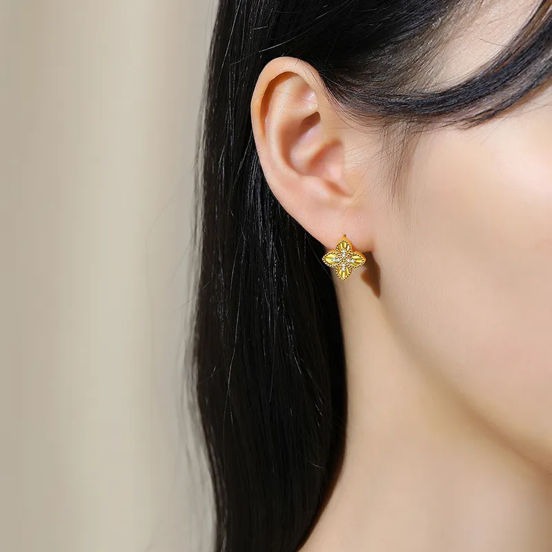 MAXTHINK S925 Silver Stud Earrings Women's Gold-1