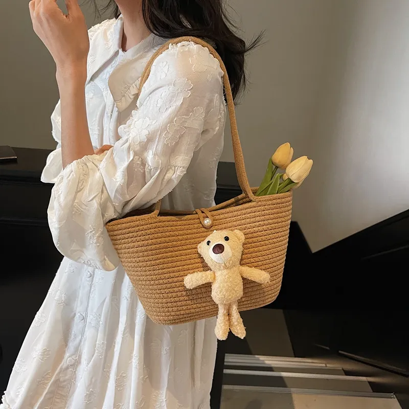 WXRX Chunky Yarn Woven Shoulder Bag Women's Ecru Floral/Khaki Floral/Ecru Bear/Khaki Bear-21