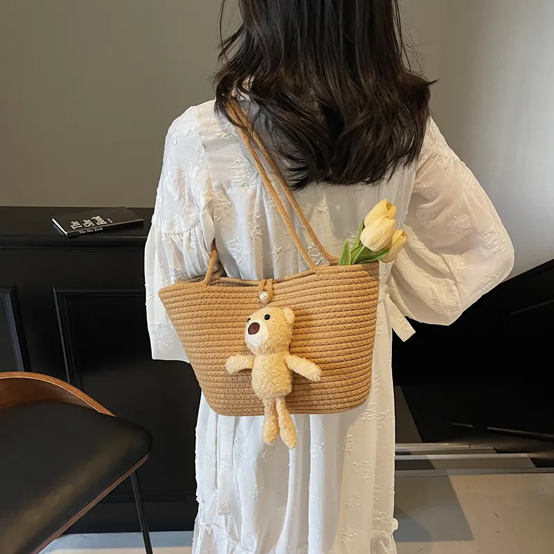 WXRX Chunky Yarn Woven Shoulder Bag Women's Ecru Floral/Khaki Floral/Ecru Bear/Khaki Bear-19
