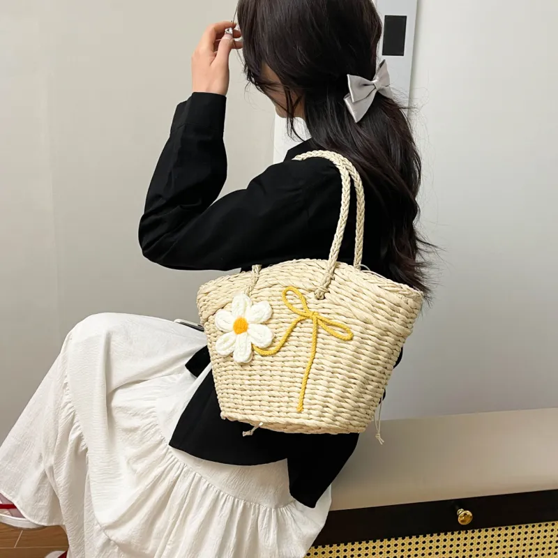 Gerlanx Woven Handbag Women's Beige/Khaki-3