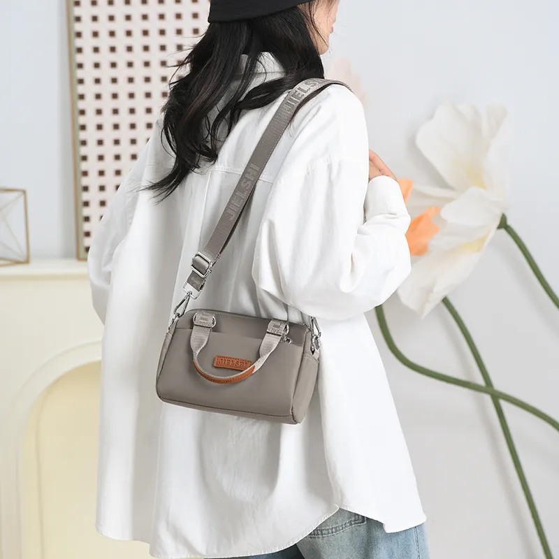 Gerlanx Nylon Fabric Crossbody One Shoulder Handbag Unisex Multicolor-5