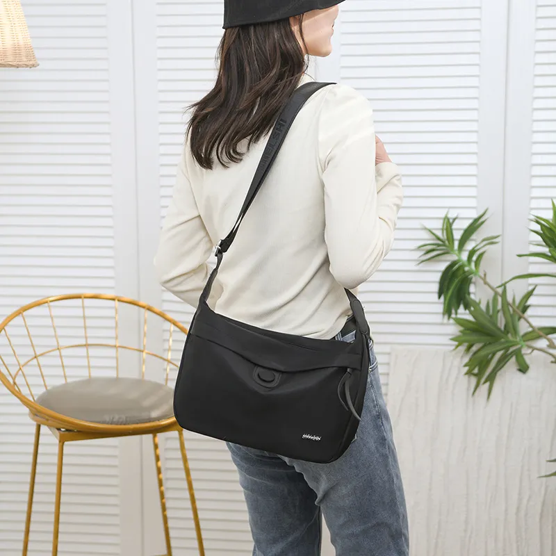 Gerlanx Nylon Fabric Shoulder Bag, Crossbody Bag Women's Multicolor-15