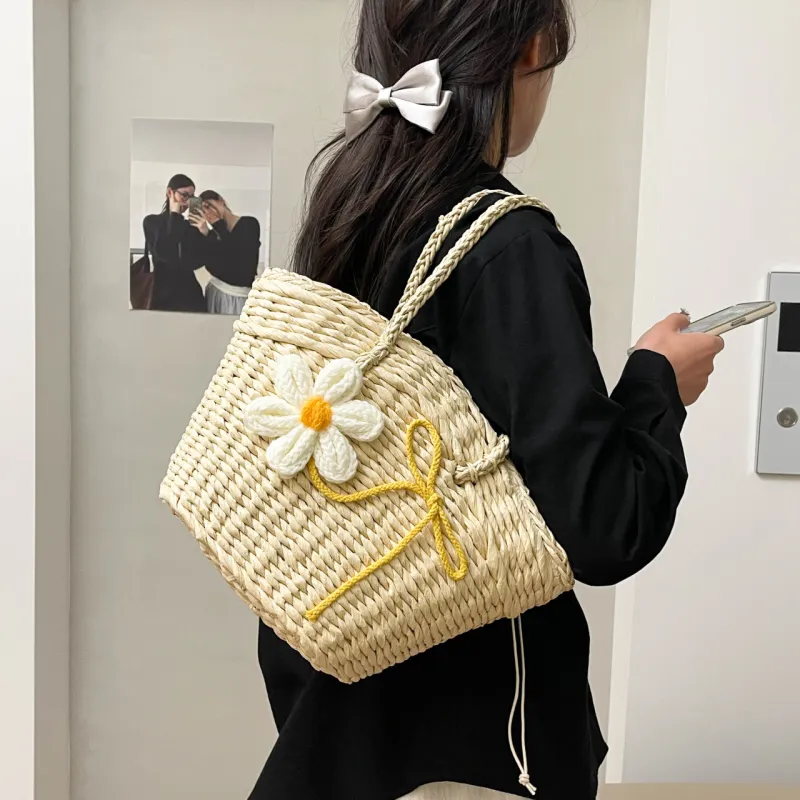 Gerlanx Woven Handbag Women's Beige/Khaki-2