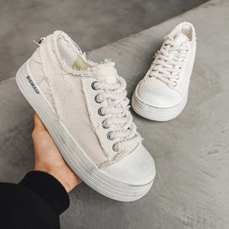 BIGWASP Abrasion Resistant Shock Absorbers Low Top Canvas Shoes Unisex-8
