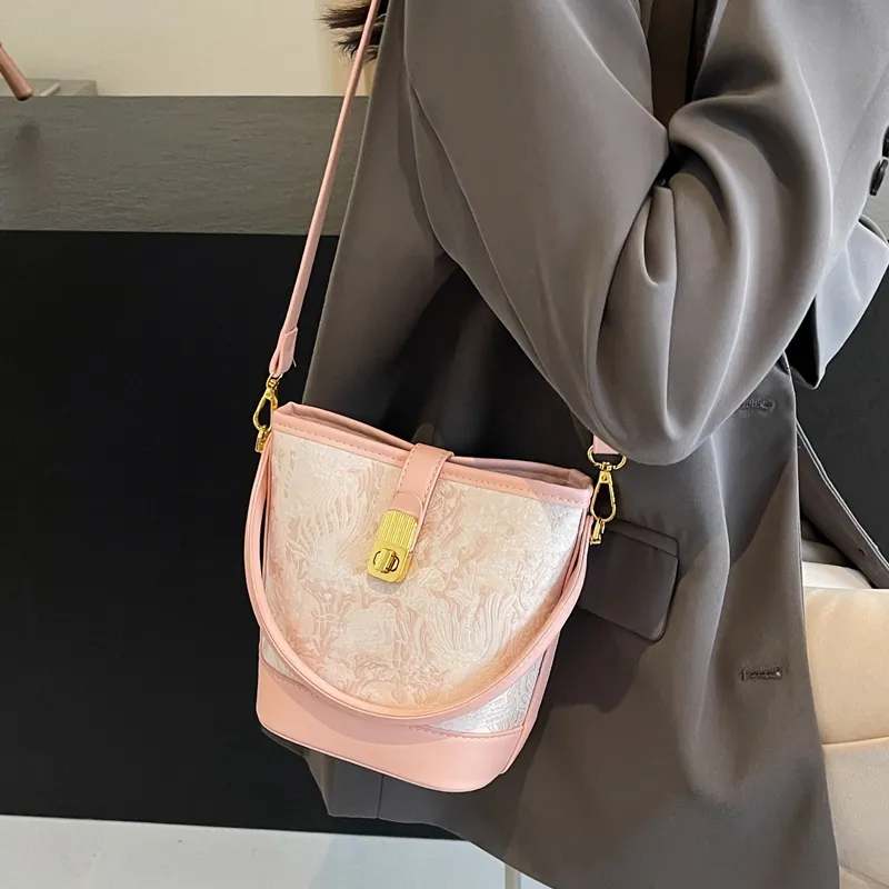 SUPERCUTE PU Handheld Bag Shoulder Bag Handbag Crossbody Bag Regular Women's Black/Pink-16