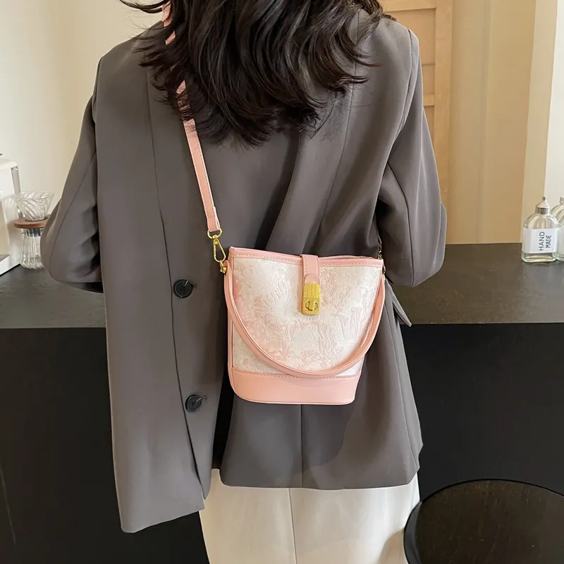 SUPERCUTE PU Handheld Bag Shoulder Bag Handbag Crossbody Bag Regular Women's Black/Pink-17