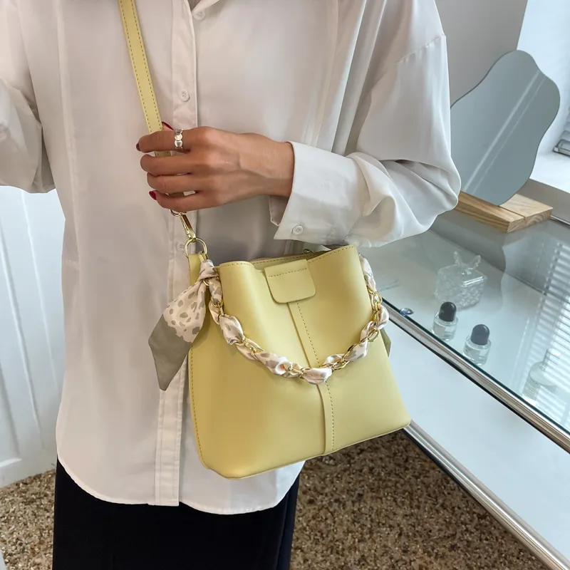 SUPERCUTE PU Crossbody One Shoulder Handbag Women's White/Black/Yellow/Green-18