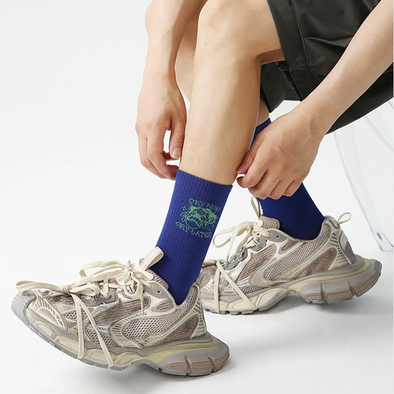 Duanmei Men Mid Calf Socks-1