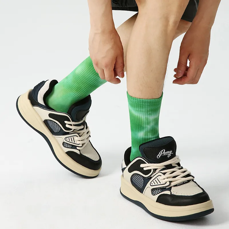 Duanmei Unisex Mid Calf Socks-4