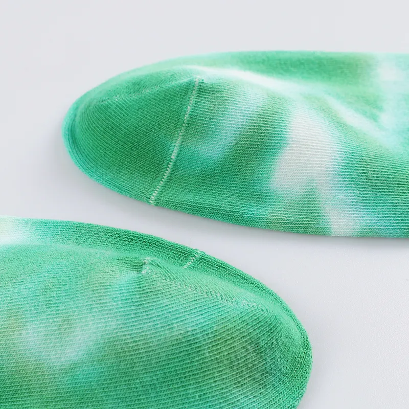 Duanmei Unisex Mid Calf Socks-5