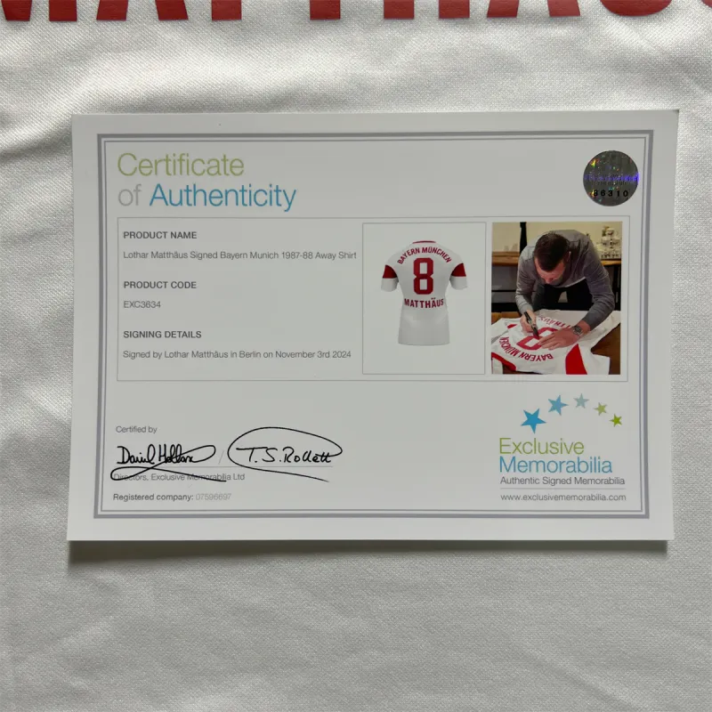 EM Mats Hummels Signed Bayern Munich Jersey Football Fan Supplies Includes Certification Certificate Not Framed-4