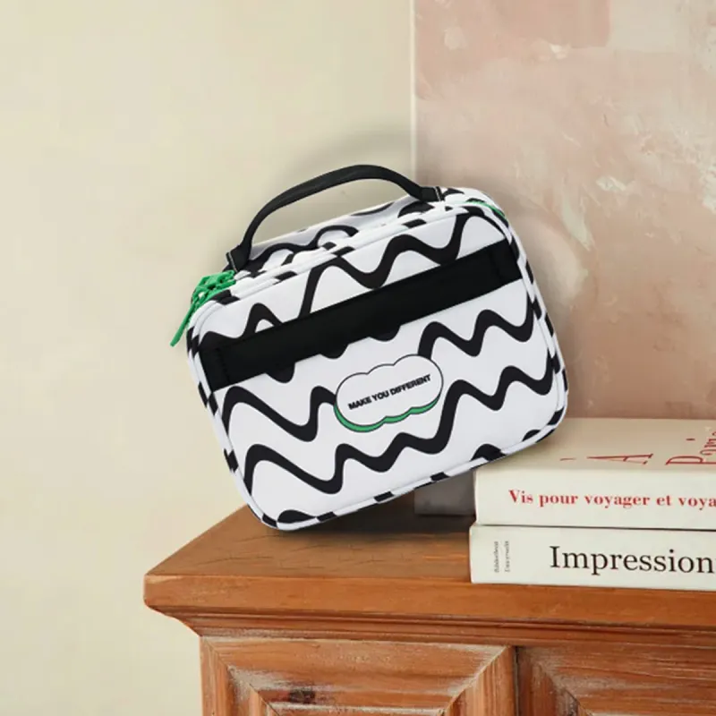MYD Polyester Makeup Bag Trumpets Women's Green Plaid/Black White Wave-9