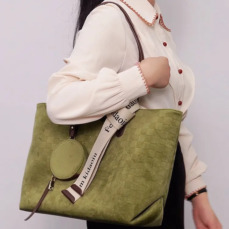 TTaG．baG Microfiber Synthetic Leather Shoulder Bag Regular Women's Green-3