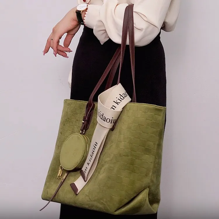 TTaG．baG Microfiber Synthetic Leather Shoulder Bag Regular Women's Green-1