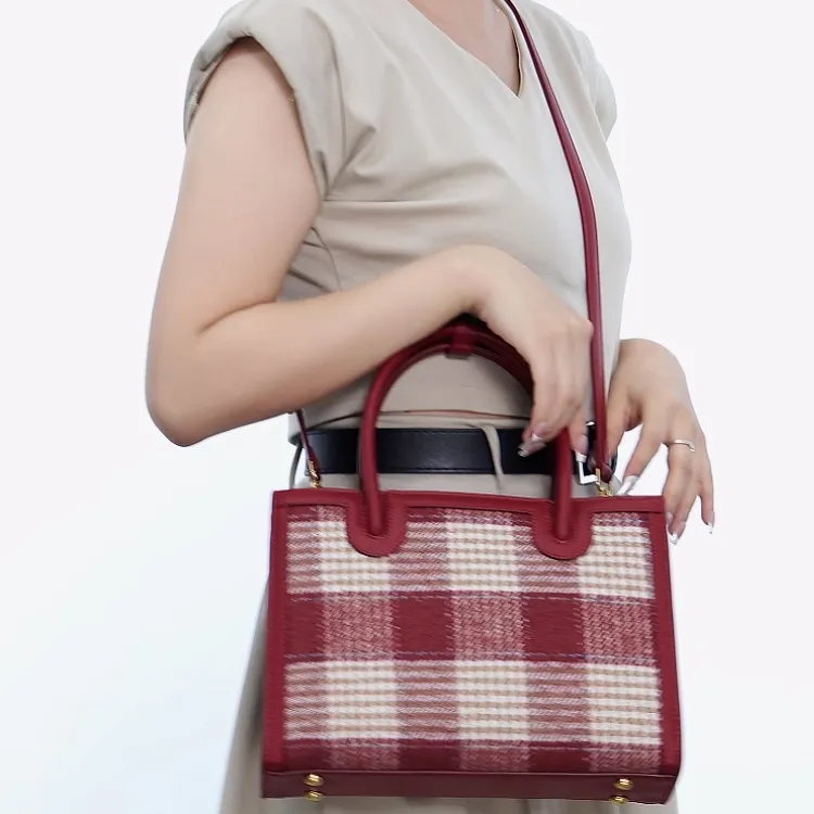 TTaG．baG Microfiber Synthetic Leather Shoulder Bag Women's-3