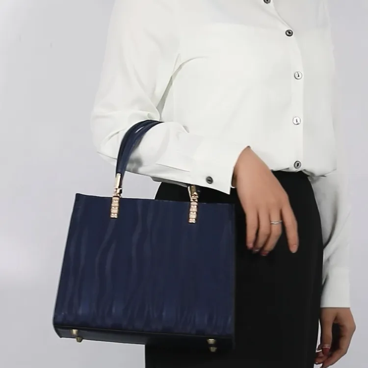 TTaG．baG Microfiber Synthetic Leather Handbag Women's Red/Blue-6