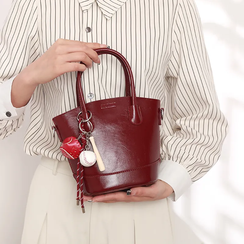 TTaG．baG Microfiber Synthetic Leather Handbag Women's Burgundy-5