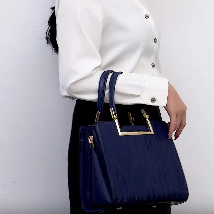 TTaG．baG Microfiber Synthetic Leather Handbag Women's Blue-3
