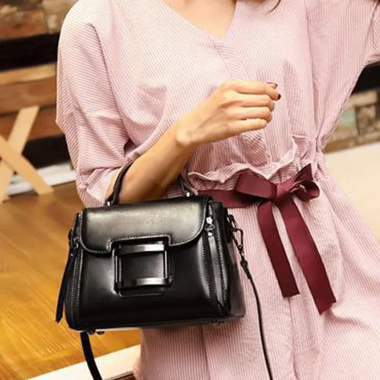 TTaG．baG Oil Wax Cow Leather Pillow Bag, Crossbody Bag, One Shoulder Handbag Regular Women's-8